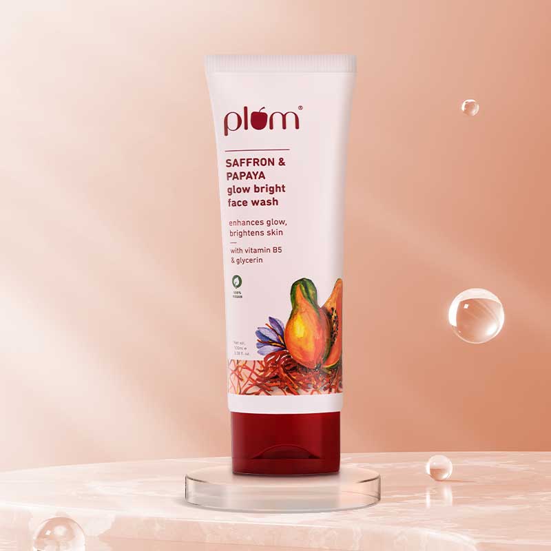 Saffron & Papaya Glow Bright Face Wash with Vitamin B5