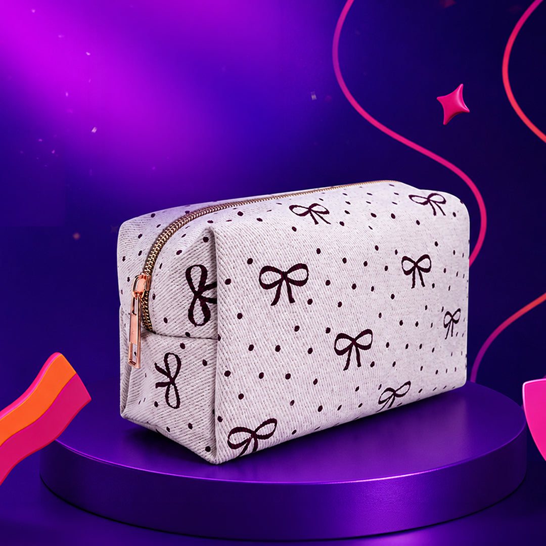 🎁 Plum knot-so-basic pouch